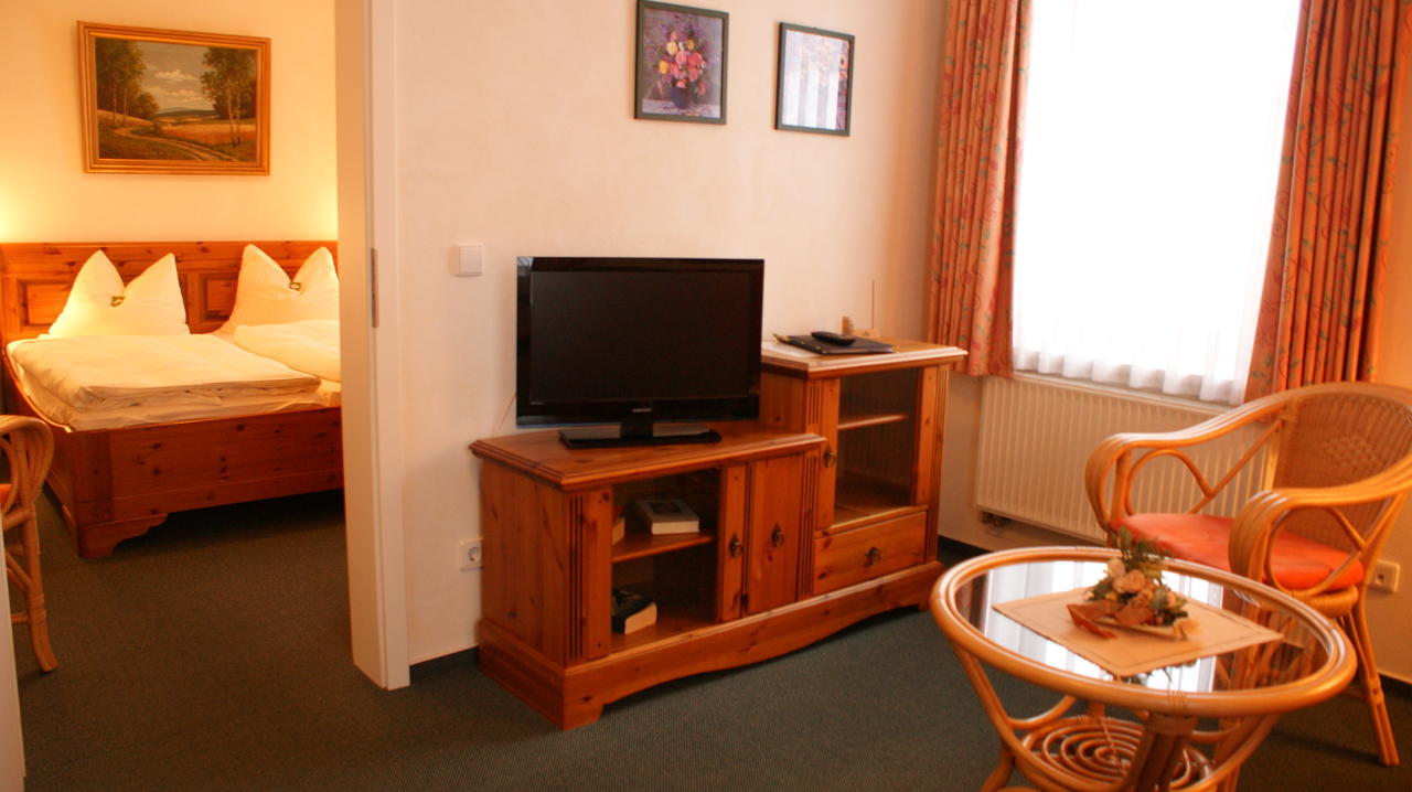 Landhotel Loenskrug Hellental Szoba fotó