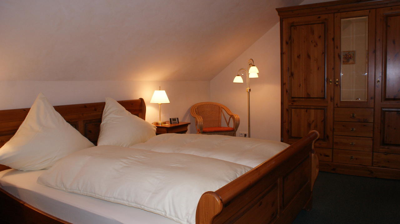 Landhotel Loenskrug Hellental Szoba fotó